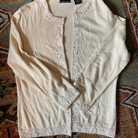 Fun beaded sweater - Picture 2 of 9